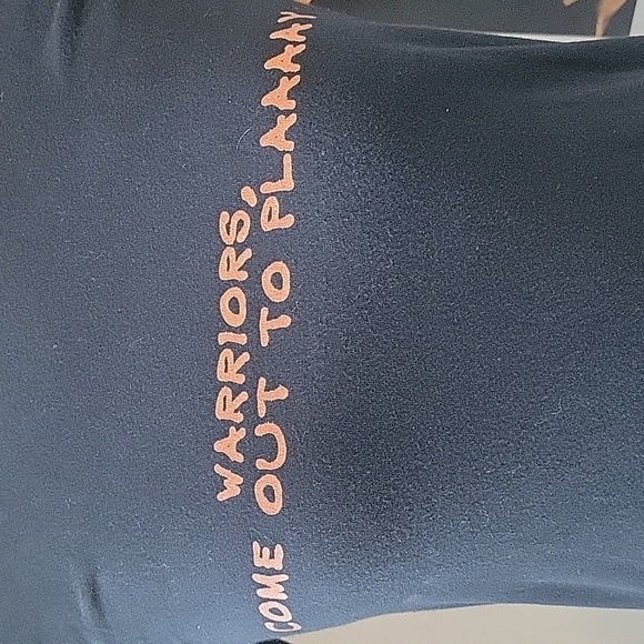 3/$30 Warriors Come Out To Plaaaaay Tshirt - Picture 2 of 3